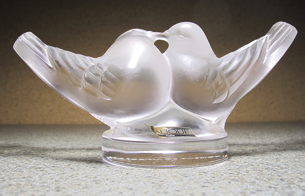 glass love birds figurines